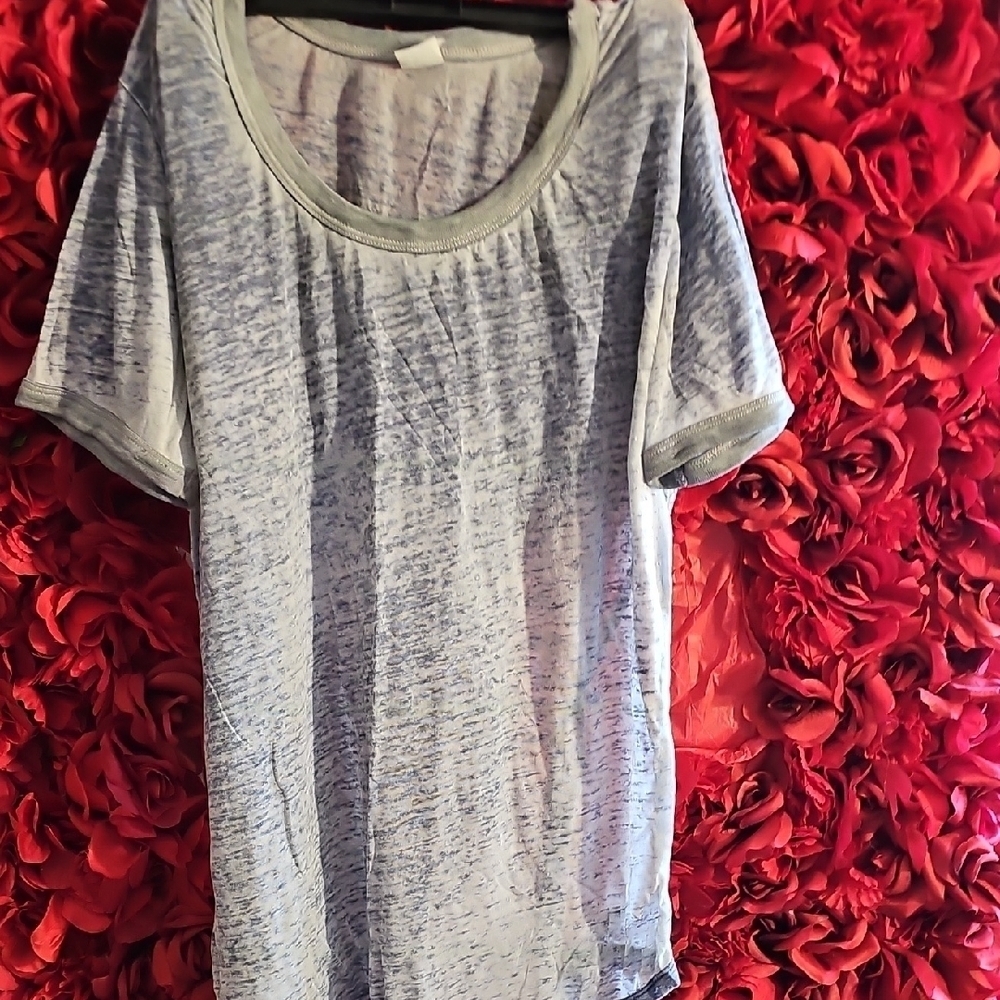 Gray/Blue Women's Sheer Hi-Lo Tshirt Size XL
